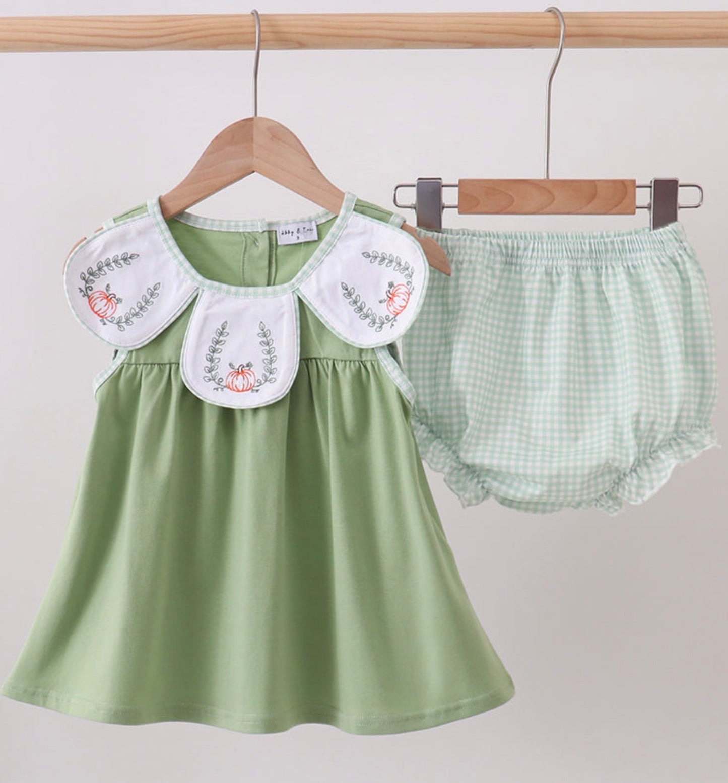 Sage Petal Pumpkin Bloomer Set